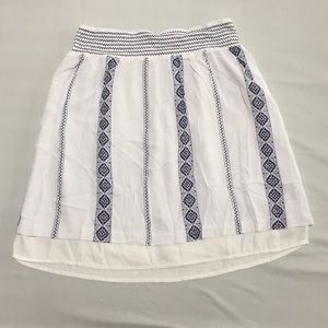 Layered skirt, w/blue detail, inner layer longer